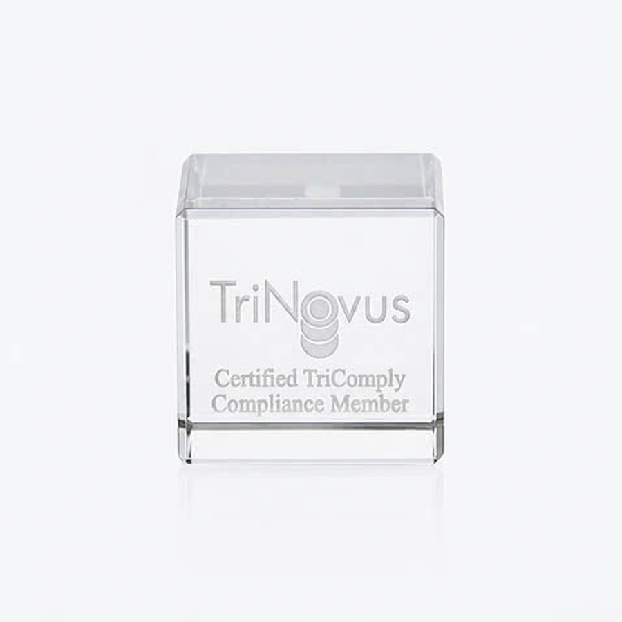 Small Flat Cube 3D Award in Clear