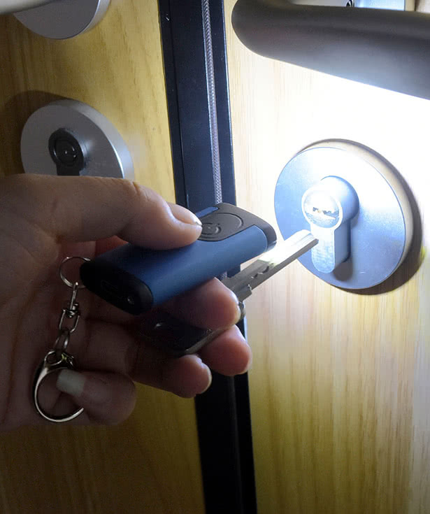 Best Buddy Tools Rechargeable COB Flashlight Keychain