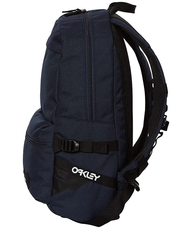 Oakley 20L Street 15" Computer Backpack