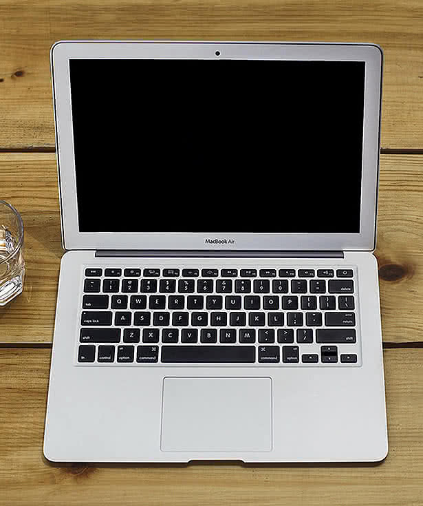 Laser Engraved 10W SCX Innovative Design Base Wireless Charger 