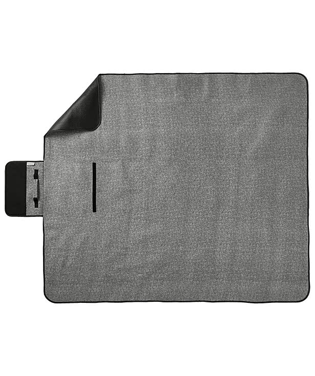 Field & Co. Recycled Fleece Oversized Picnic Blanket