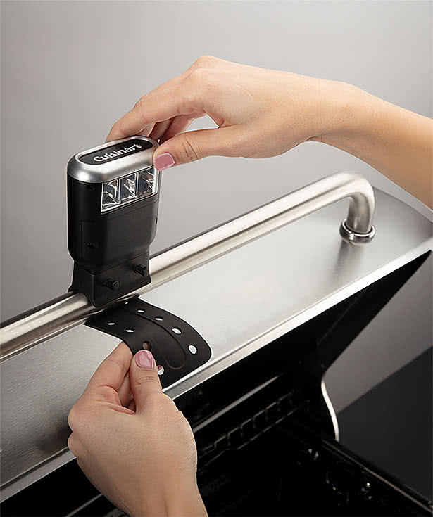 Cuisinart Outdoors Grilluminate Adjustable Handle-Mount Grill Light