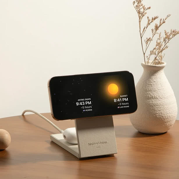 Laser Engraved Native Union Rise 2-in-1 Qi2 Wireless Charger
