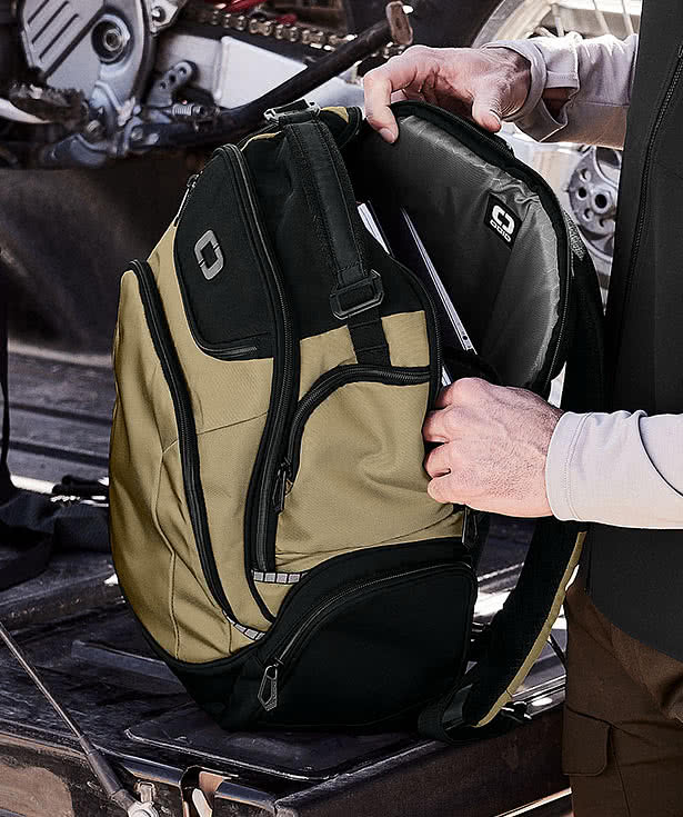 OGIO Kinetic 17" Computer Backpack