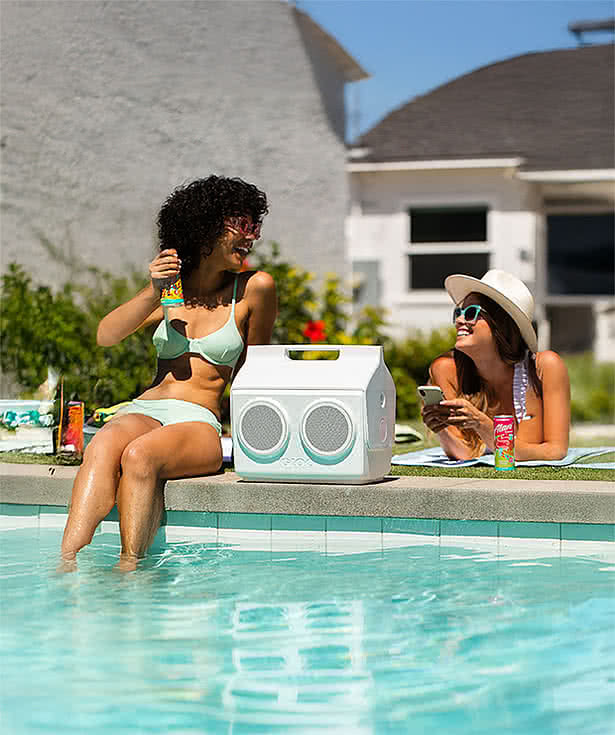 Full Color Igloo Kooltunes 14 Qt 26 Can Cooler