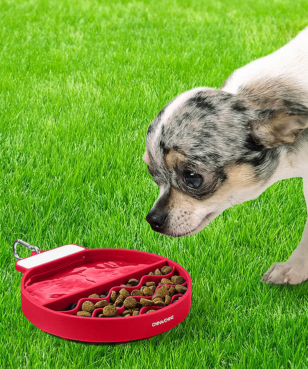 Travel Pet Feeder Suction Mat