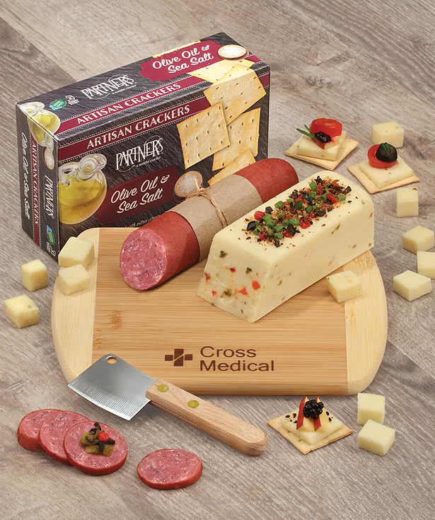 Laser Engraved Maple Ridge Farms Taste of Wisconsin Charcuterie Set