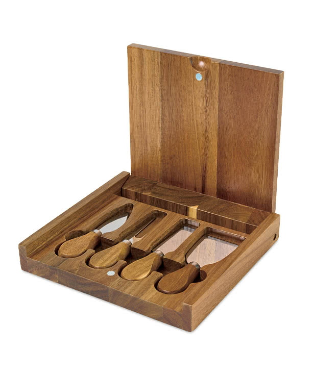 Laser Engraved La Cuisine Cheese Board with Serving Set