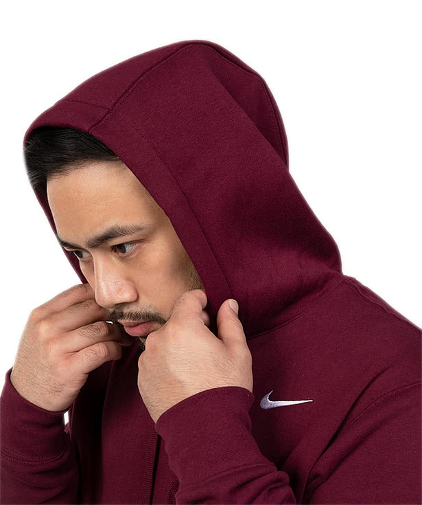 Maroon best sale nike pullover