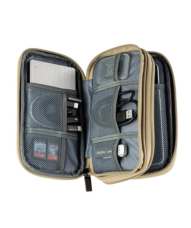 AeroLOFT Business First Tech Organizer