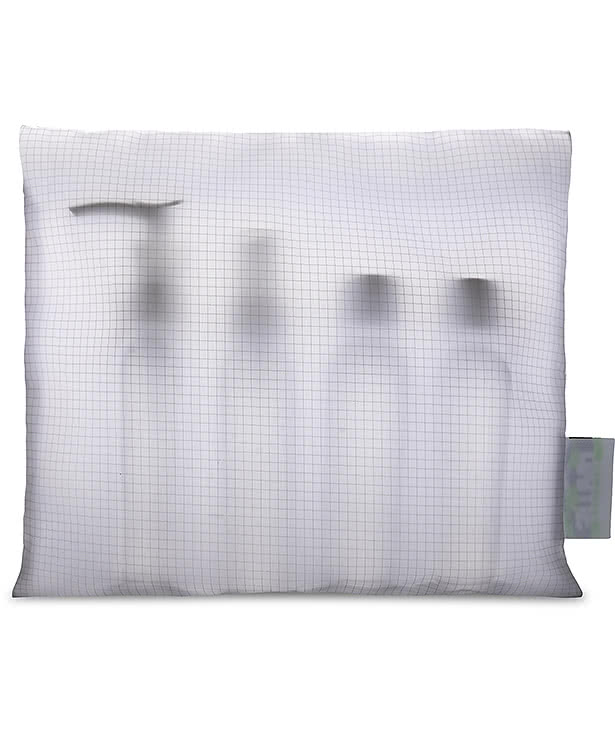 RuMe Recycled Reveal Quart Travel Pouch