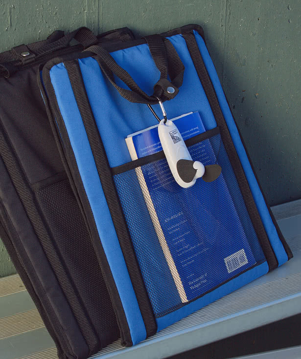 Handy Breeze Portable Fan with Light and Carabiner