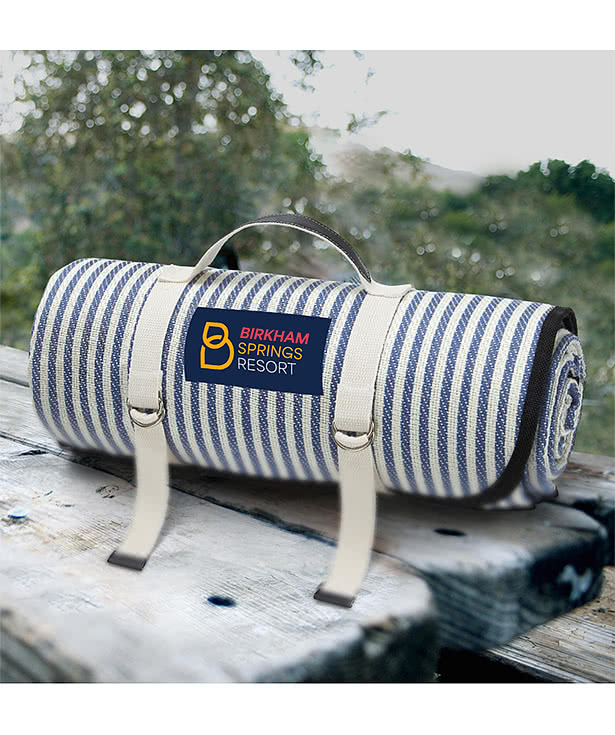 Hampton Outdoor Picnic Blanket with Straps Closure