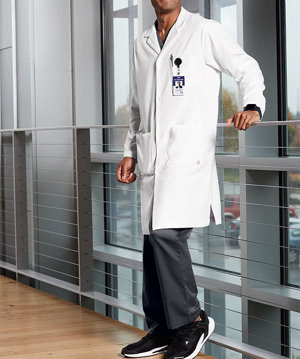 Wink 4-Button Long Lab Coat