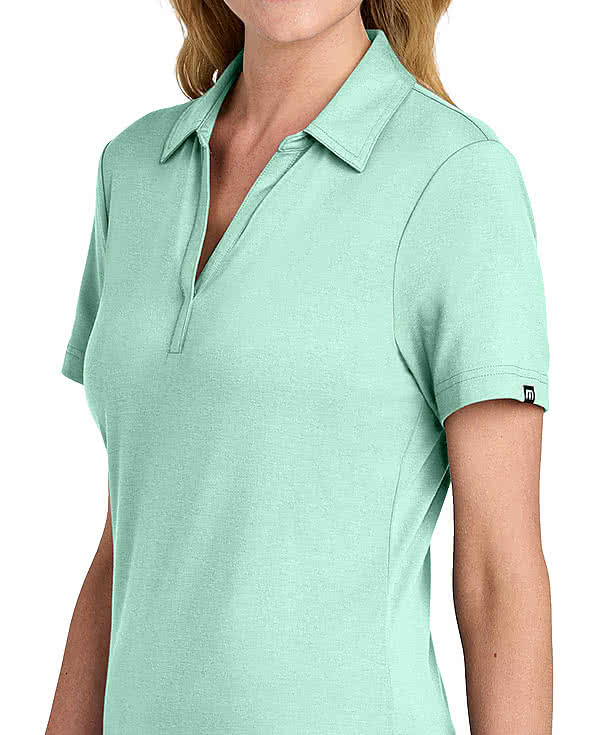 TravisMathew Women's Glenview Solid Recycled Performance Polo