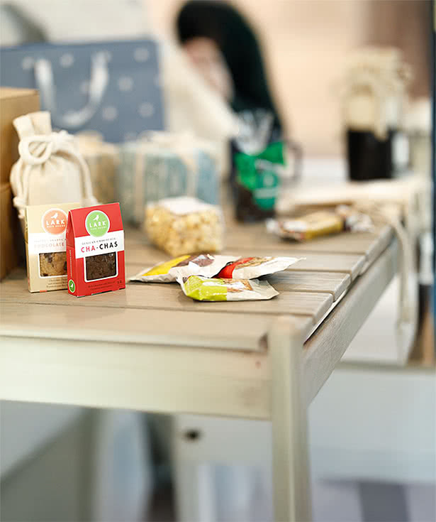 Lark Welcoming Sweet Treat Cookie Gift Bag