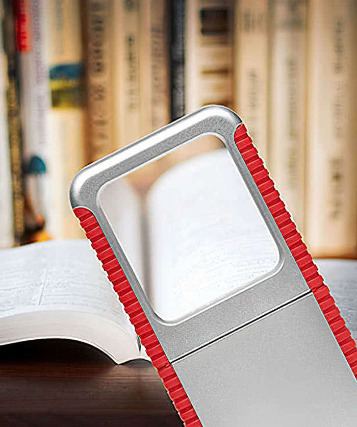 Magnifier and LED Light