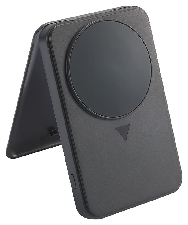 Solekick 5,000 mAh MagClick Wireless Power Bank and Phone Stand