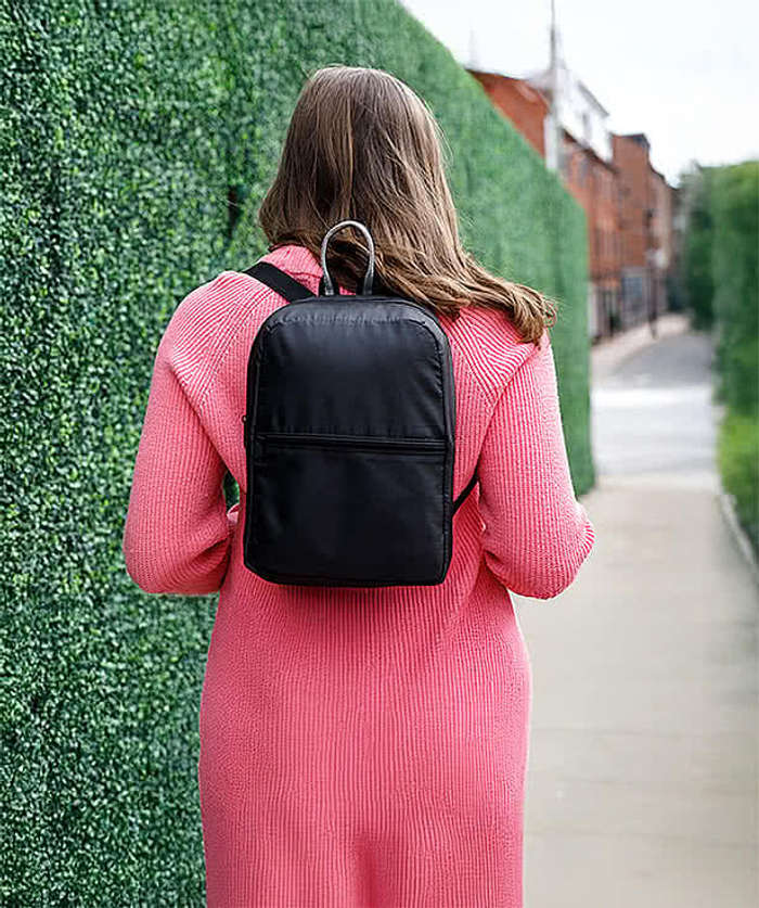 lululemon crossbody bag measurements Review! Lululemon Everywhere Crossbody Bag 2L Rose Blush