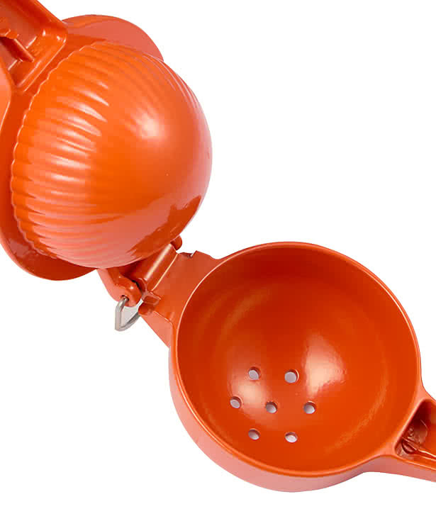 Kitchi Orange Squeezer